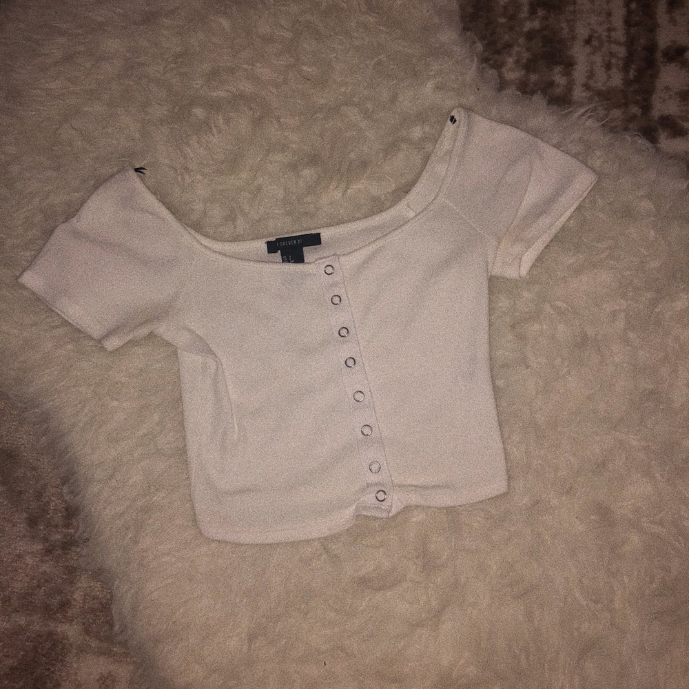 FOREVER 21 BUTTON DOWN CROP TOP